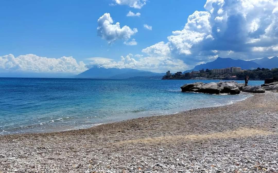La Casetta Di Marianne Santa Flavia Exterior photo